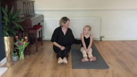 Battements glissés preparation | Suggested for Primary – Grade 2 | Royal Academy of Dance