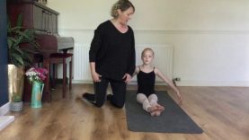 Ronde de jambe | Suggested for Primary – Grade 2 | Royal Academy of Dance