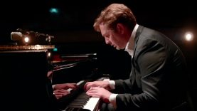 Thomas Oliemans – Winterreise: V. Der Lindenbaum – Concertgebouw Sessions