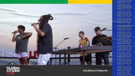 Brazilian Superstars Criolo & Tropkillaz Perform "Sistema Obtuso" in Rio ​| Global Citizen Live