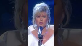 'Don't Cry For Me Argentina' (Elaine Paige) #shorts | EVITA