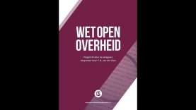 Boekoverhandiging 'Wet open overheid' aan de initiatiefnemers Snels en Van Weyenberg