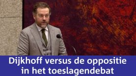 Klaas Dijkhoff krijgt oppositie over zich heen in Toeslagendebat