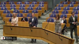 Mark Rutte in SMS-gate! De gehele Tweede Kamer slijpt alvast de messen. Omtzigt, Wilders, Klaver!