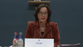 Kinderopvangtoeslag: Verhoor mevrouw Van Ark Parlementaire ondervragingscommissie
