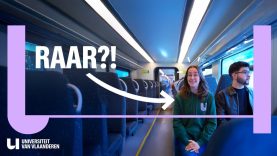 Waarom is het niet oké om je naast iemand te zetten in een lege treincoupé?