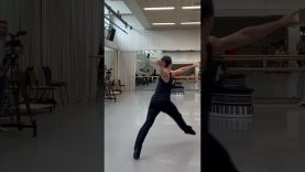 The floor wasn't ready for Giorgi Potskhishvili's tour en l' airs!