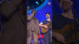Seu Jorge & Chris Martin Perform Amiga Da Minha Mulher at Global Citizen Festival: Amazônia