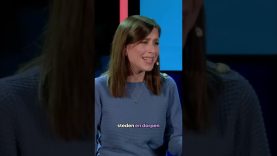 Was de Eerste Superheld een Vrouw?🦸♀️